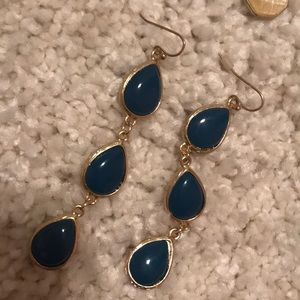 Francesca’s blue earring